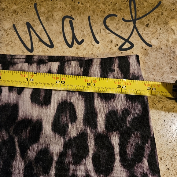 Leopard Print Skirt (NWOT) - Picture 5 of 5
